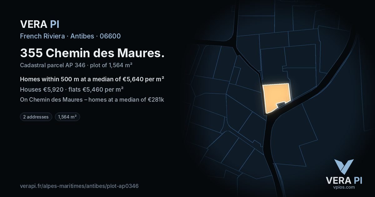 355 Chemin des Maures, Antibes at night – the plot lit, the parcels around coloured by the prices near them