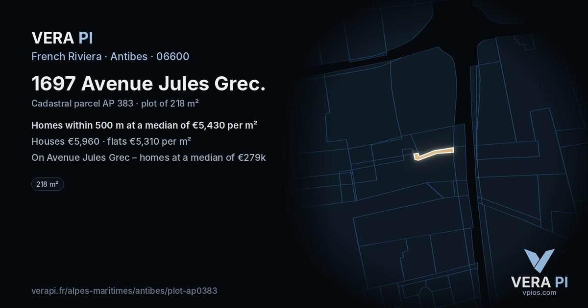 1697 Avenue Jules Grec, Antibes at night – the plot lit, the parcels around coloured by the prices near them
