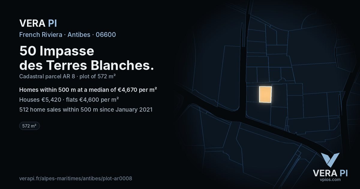 50 Impasse des Terres Blanches, Antibes at night – the plot lit, the parcels around coloured by the prices near them