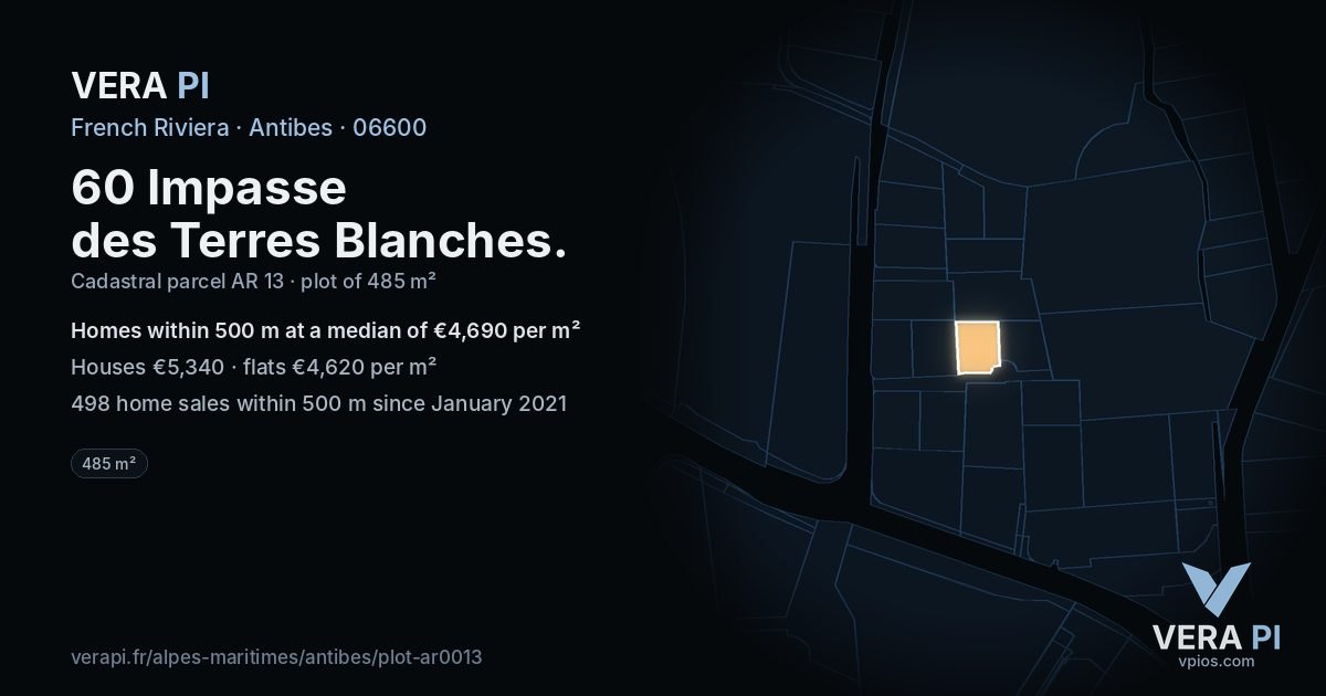 60 Impasse des Terres Blanches, Antibes at night – the plot lit, the parcels around coloured by the prices near them