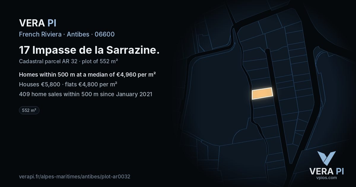17 Impasse de la Sarrazine, Antibes at night – the plot lit, the parcels around coloured by the prices near them