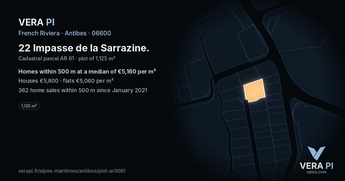 22 Impasse de la Sarrazine, Antibes at night – the plot lit, the parcels around coloured by the prices near them