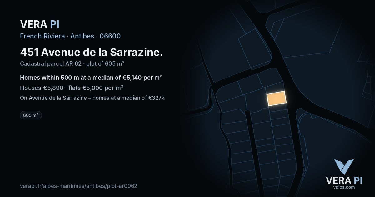451 Avenue de la Sarrazine, Antibes at night – the plot lit, the parcels around coloured by the prices near them