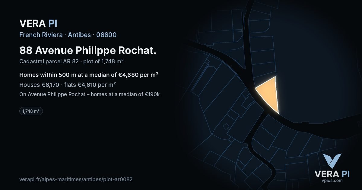 88 Avenue Philippe Rochat, Antibes at night – the plot lit, the parcels around coloured by the prices near them
