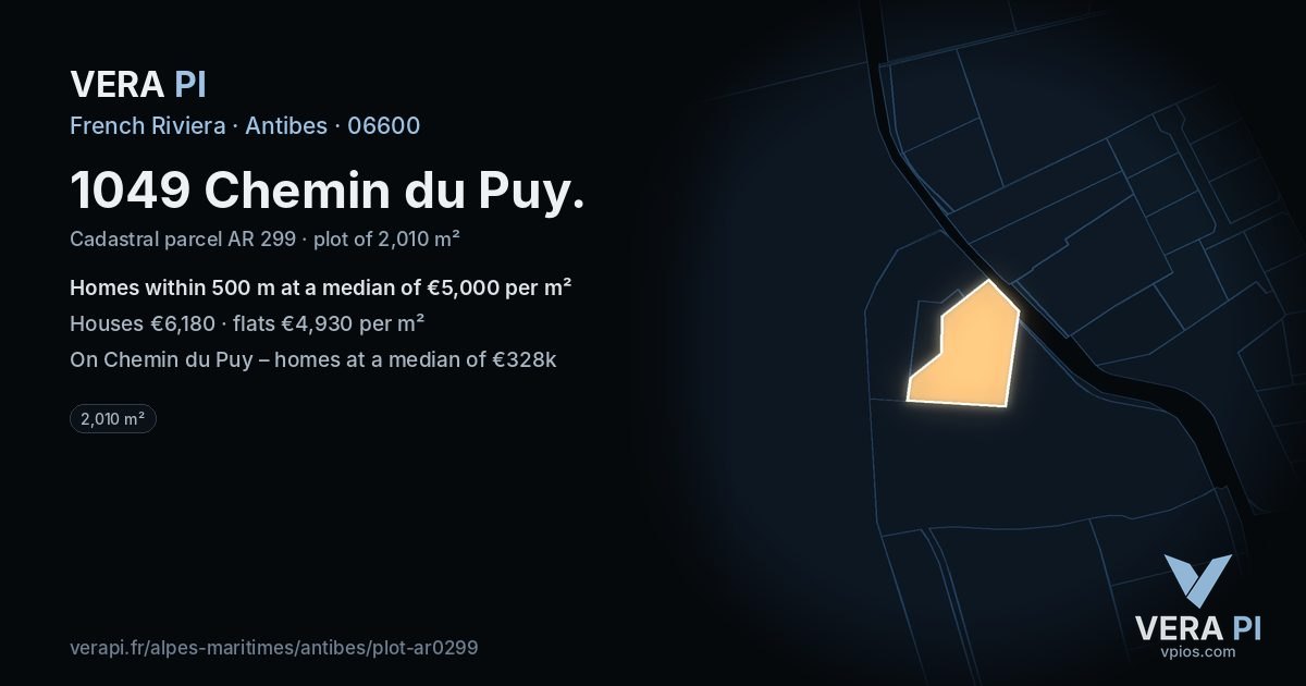 1049 Chemin du Puy, Antibes at night – the plot lit, the parcels around coloured by the prices near them