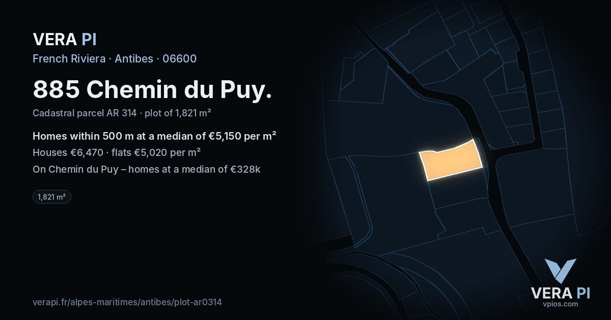 885 Chemin du Puy, Antibes at night – the plot lit, the parcels around coloured by the prices near them