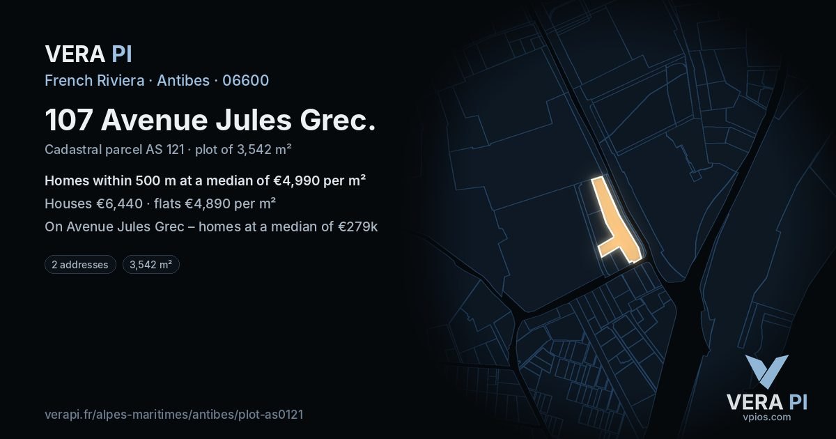 107 Avenue Jules Grec, Antibes at night – the plot lit, the parcels around coloured by the prices near them