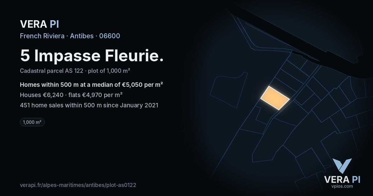 5 Impasse Fleurie, Antibes at night – the plot lit, the parcels around coloured by the prices near them