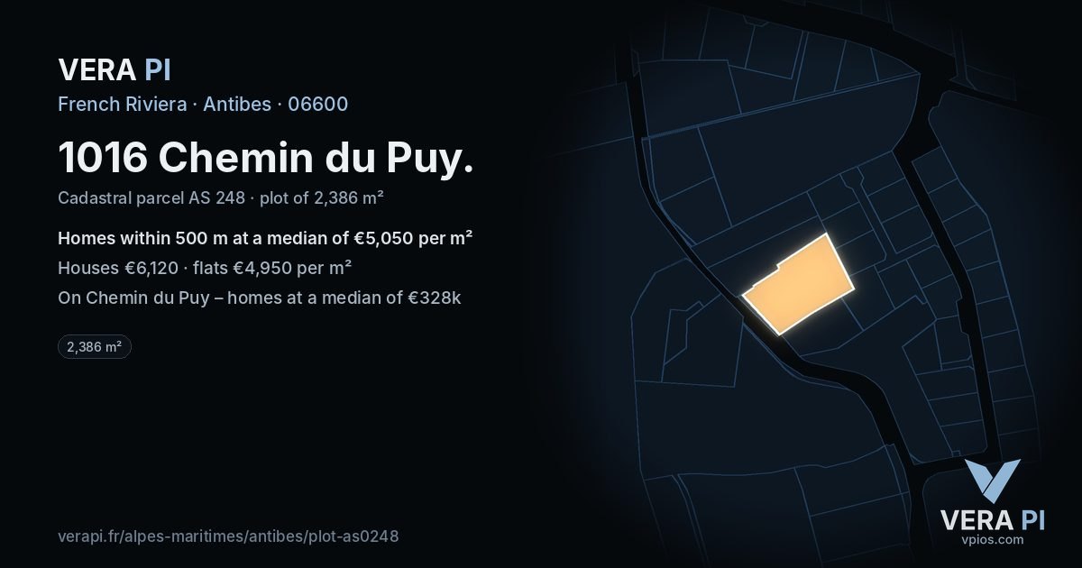 1016 Chemin du Puy, Antibes at night – the plot lit, the parcels around coloured by the prices near them