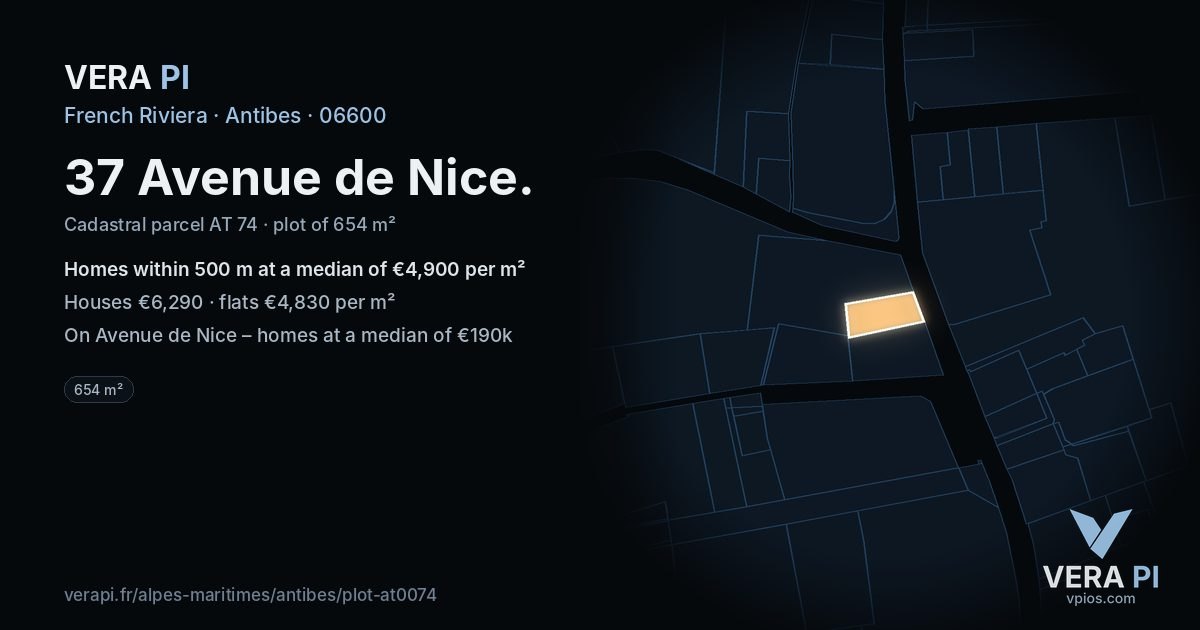 37 Avenue de Nice, Antibes at night – the plot lit, the parcels around coloured by the prices near them