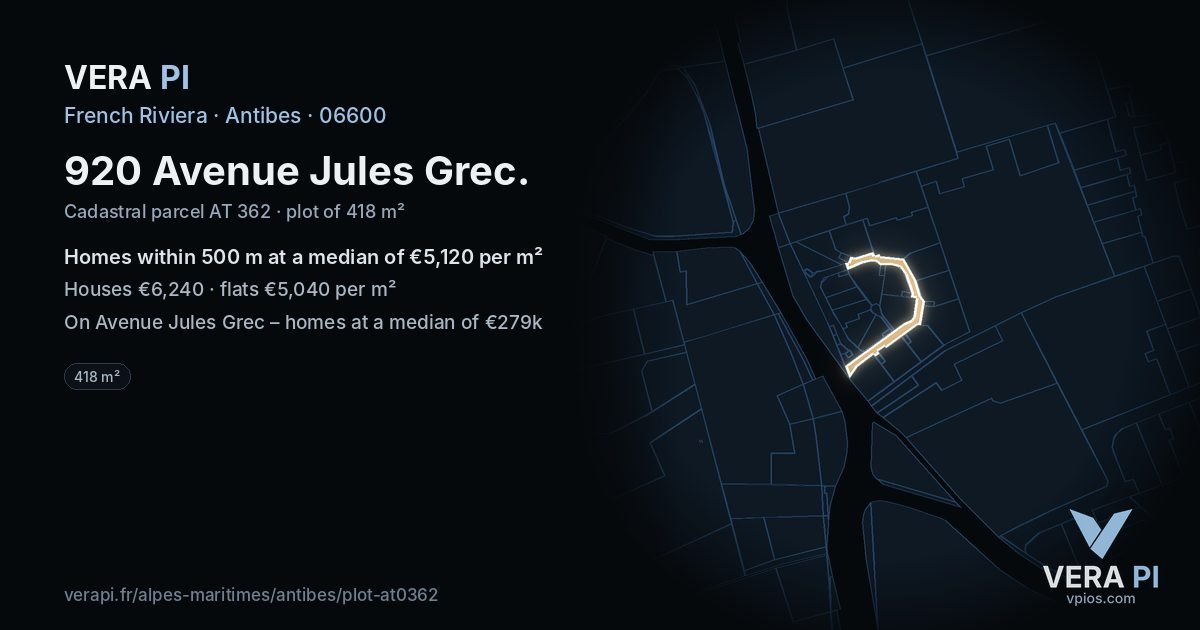 920 Avenue Jules Grec, Antibes at night – the plot lit, the parcels around coloured by the prices near them