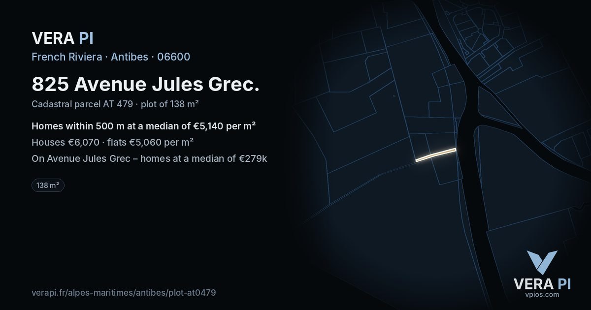 825 Avenue Jules Grec, Antibes at night – the plot lit, the parcels around coloured by the prices near them