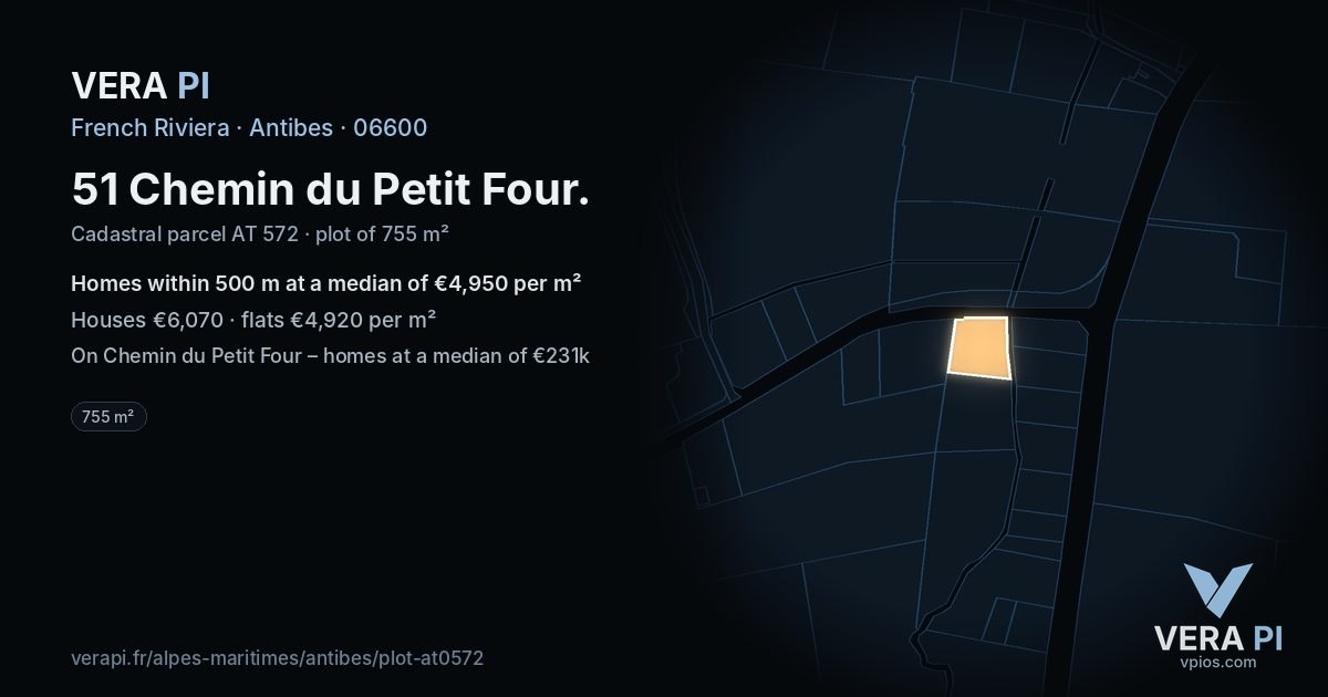 51 Chemin du Petit Four, Antibes at night – the plot lit, the parcels around coloured by the prices near them