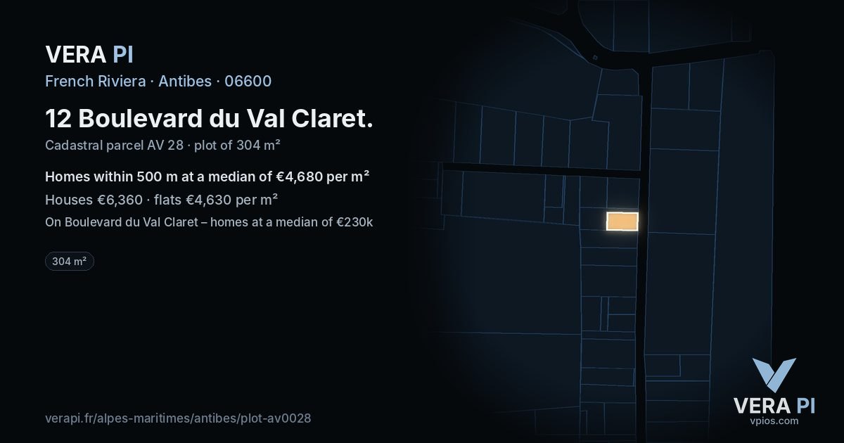 12 Boulevard du Val Claret, Antibes at night – the plot lit, the parcels around coloured by the prices near them