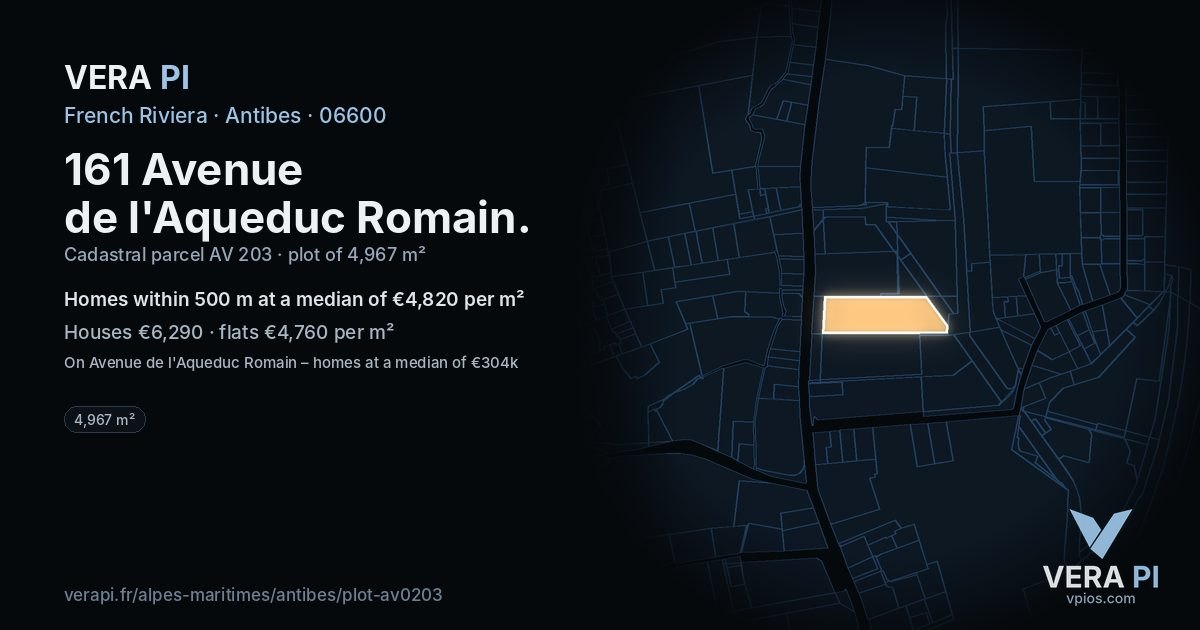 161 Avenue de l'Aqueduc Romain, Antibes at night – the plot lit, the parcels around coloured by the prices near them