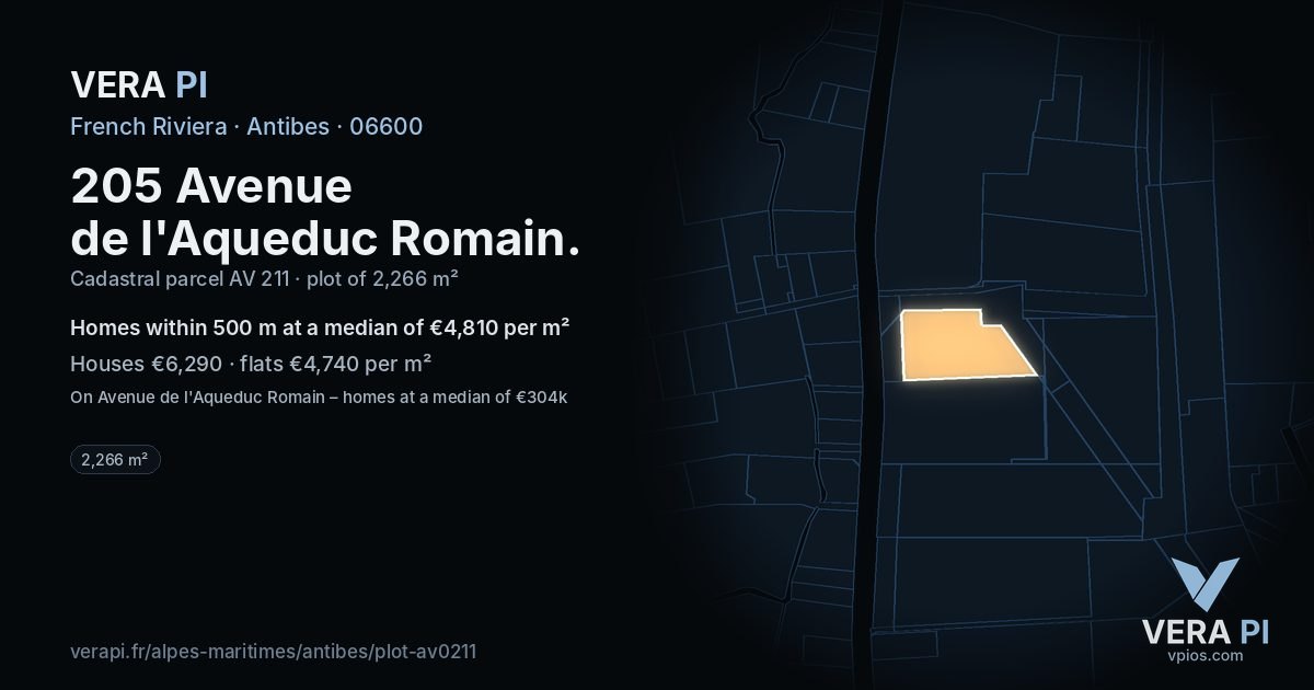 205 Avenue de l'Aqueduc Romain, Antibes at night – the plot lit, the parcels around coloured by the prices near them