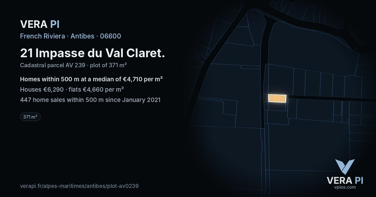 21 Impasse du Val Claret, Antibes at night – the plot lit, the parcels around coloured by the prices near them