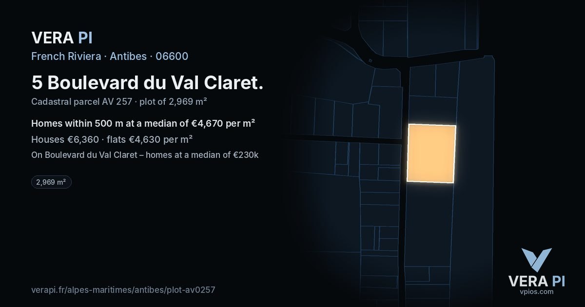 5 Boulevard du Val Claret, Antibes at night – the plot lit, the parcels around coloured by the prices near them