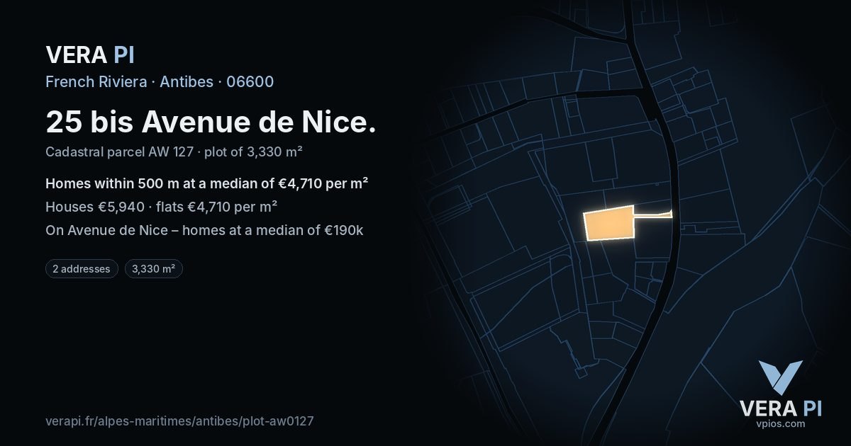 25 bis Avenue de Nice, Antibes at night – the plot lit, the parcels around coloured by the prices near them