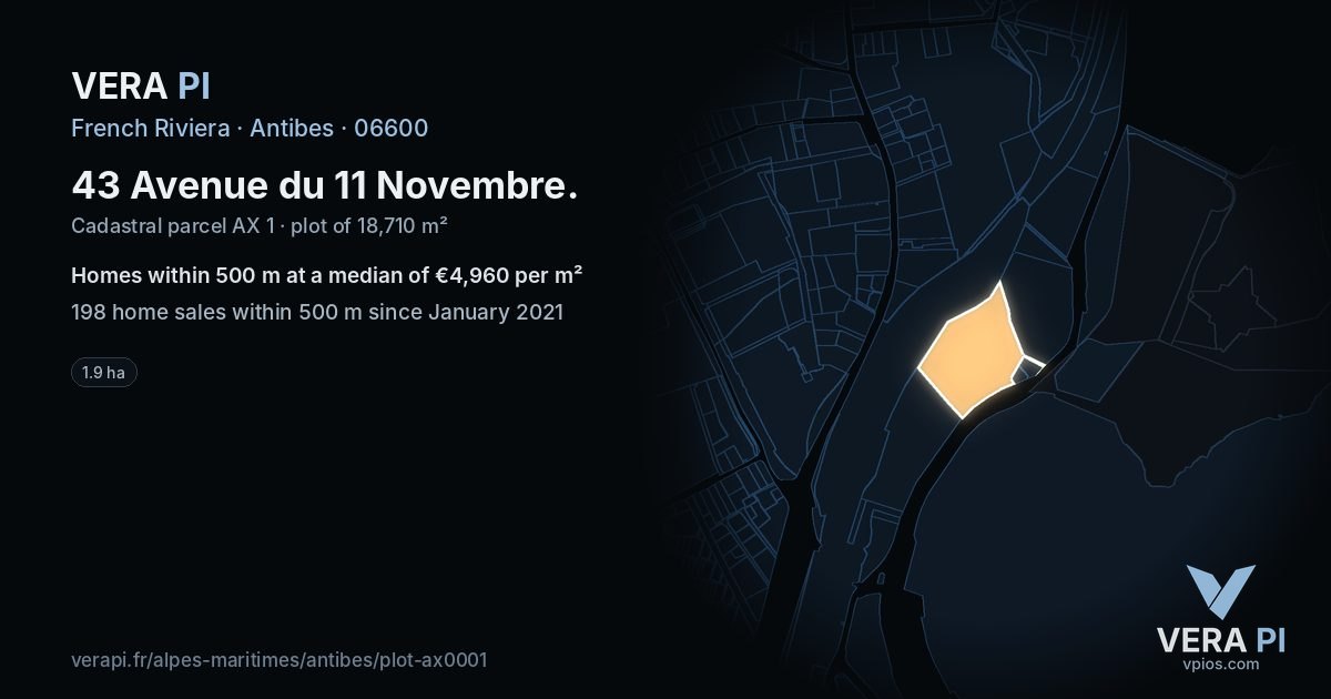 43 Avenue du 11 Novembre, Antibes at night – the plot lit, the parcels around coloured by the prices near them