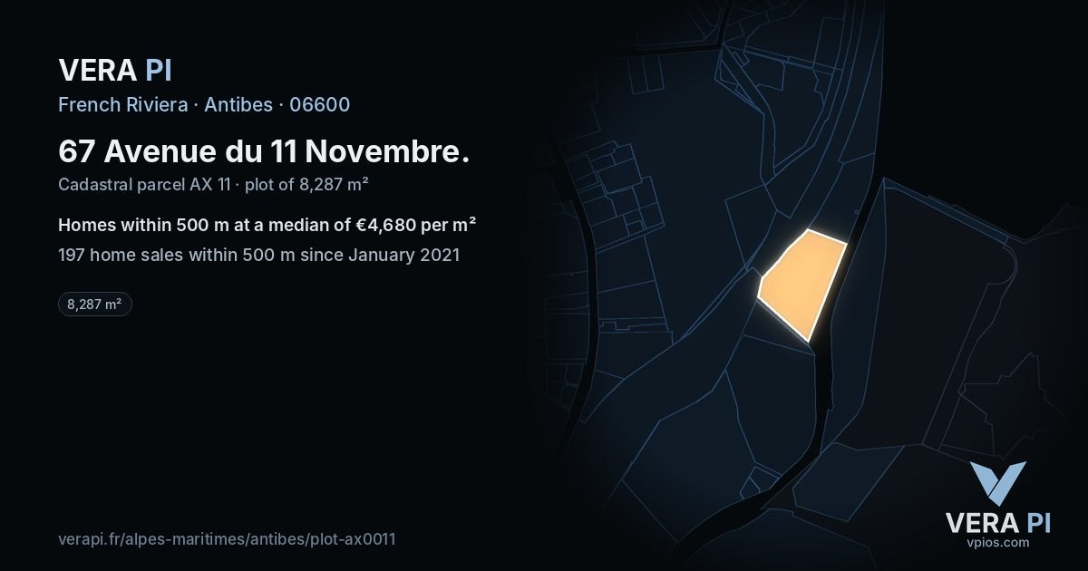 67 Avenue du 11 Novembre, Antibes at night – the plot lit, the parcels around coloured by the prices near them