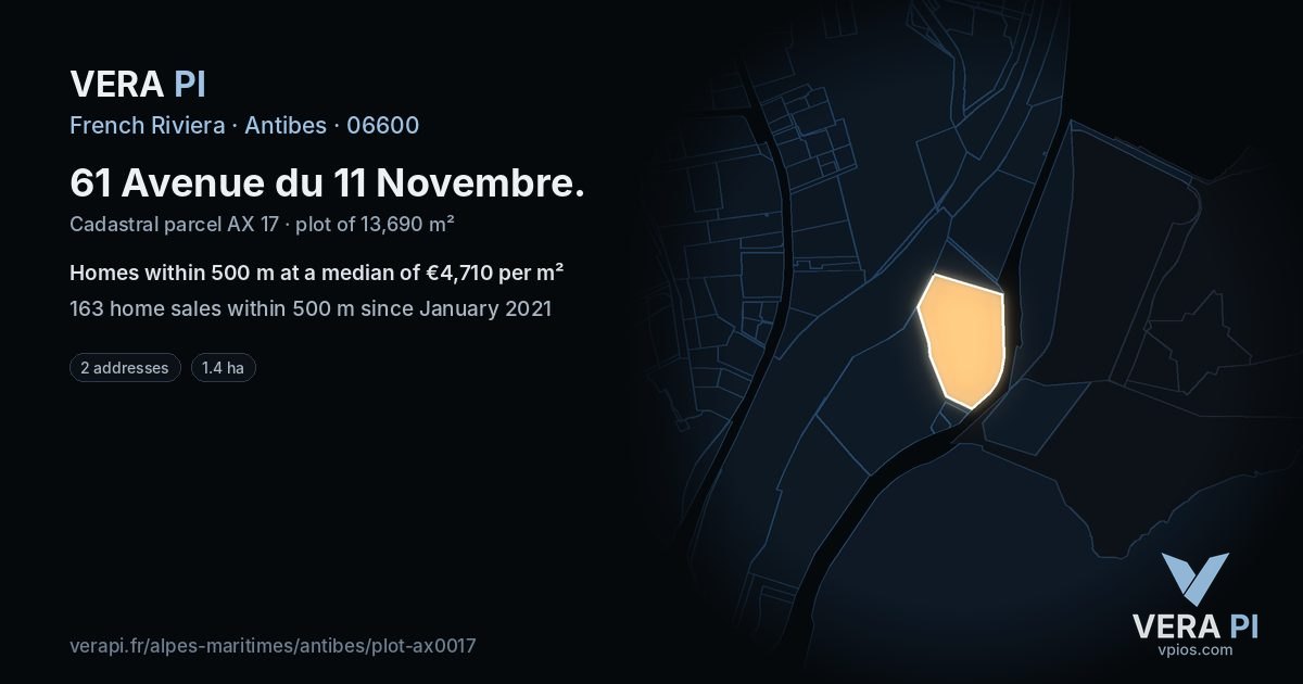 61 Avenue du 11 Novembre, Antibes at night – the plot lit, the parcels around coloured by the prices near them
