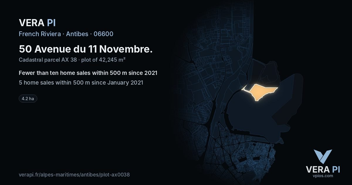 50 Avenue du 11 Novembre, Antibes at night – the plot lit, the parcels around coloured by the prices near them