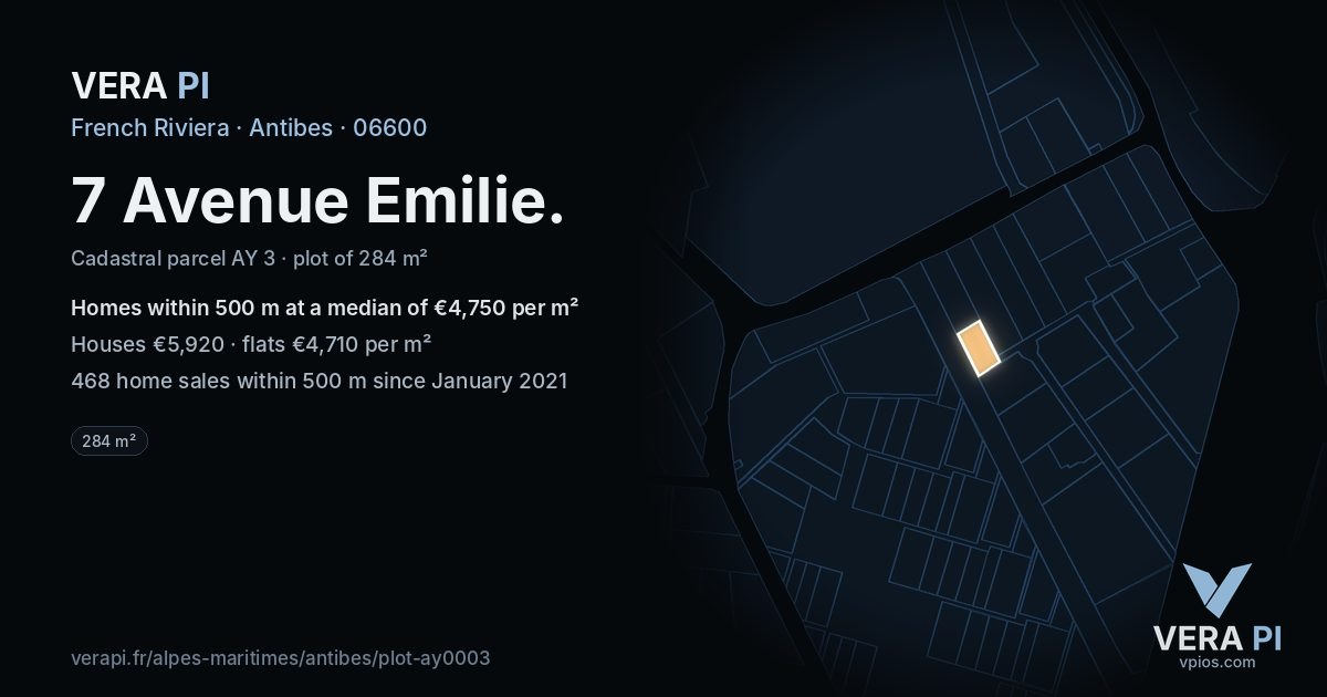 7 Avenue Emilie, Antibes at night – the plot lit, the parcels around coloured by the prices near them