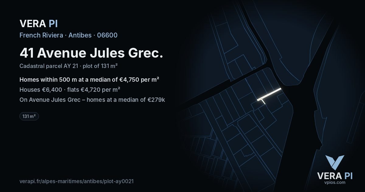 41 Avenue Jules Grec, Antibes at night – the plot lit, the parcels around coloured by the prices near them