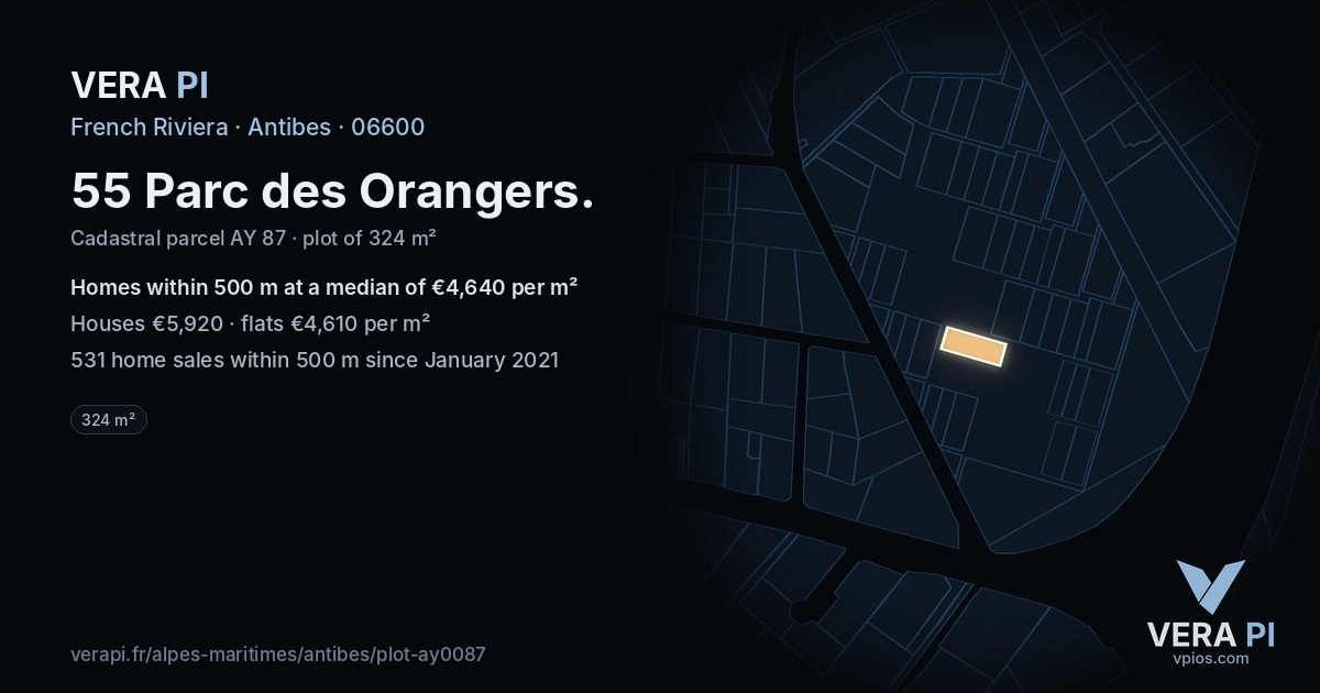 55 Parc des Orangers, Antibes at night – the plot lit, the parcels around coloured by the prices near them