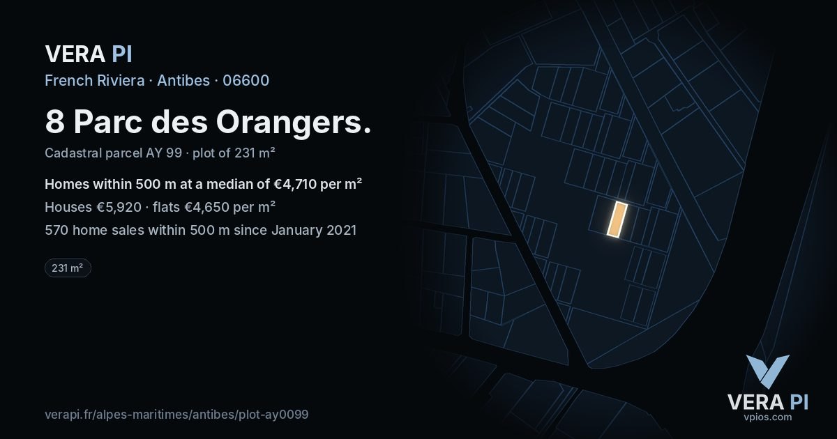 8 Parc des Orangers, Antibes at night – the plot lit, the parcels around coloured by the prices near them
