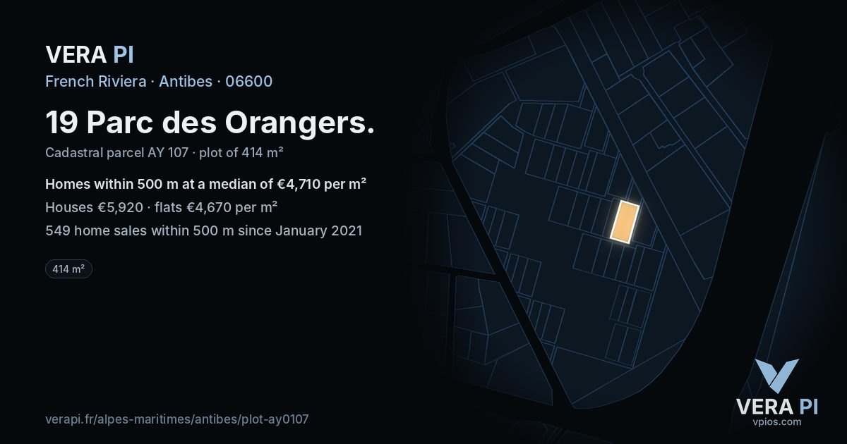19 Parc des Orangers, Antibes at night – the plot lit, the parcels around coloured by the prices near them