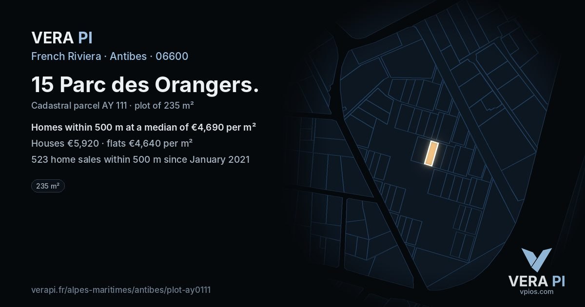 15 Parc des Orangers, Antibes at night – the plot lit, the parcels around coloured by the prices near them