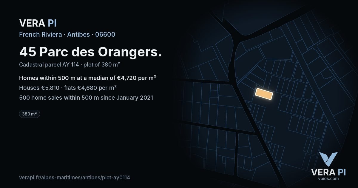 45 Parc des Orangers, Antibes at night – the plot lit, the parcels around coloured by the prices near them