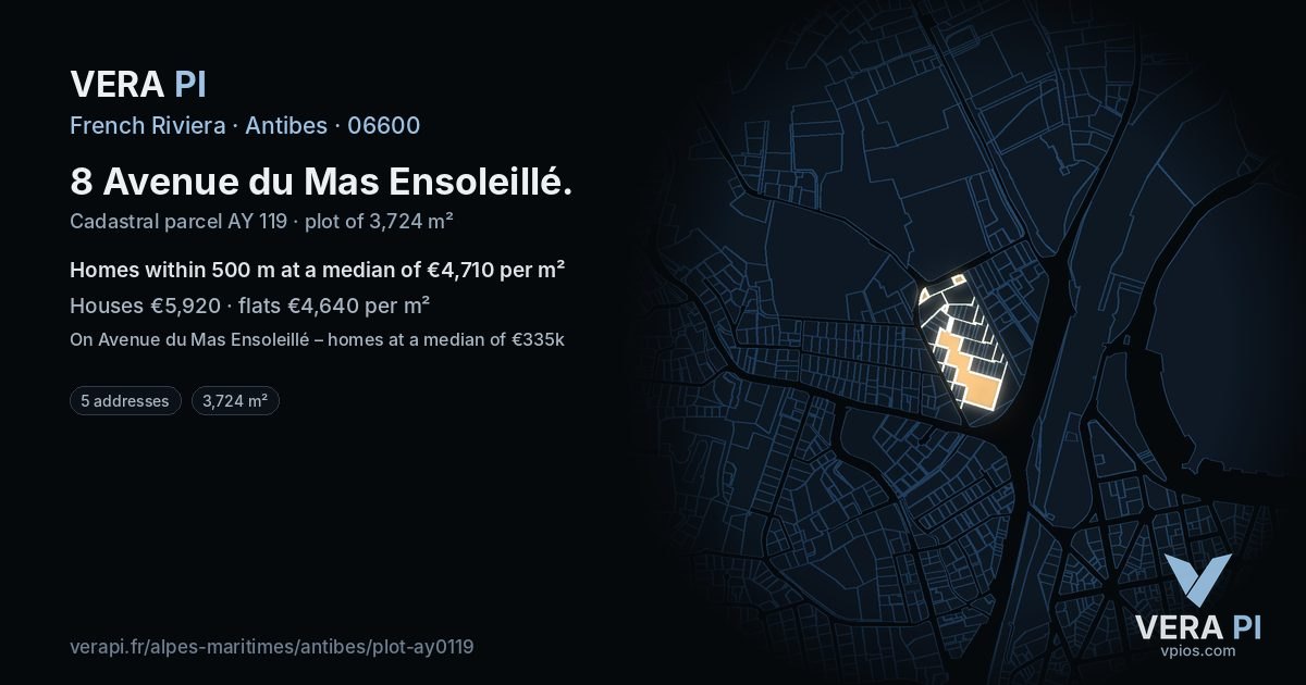 8 Avenue du Mas Ensoleillé, Antibes at night – the plot lit, the parcels around coloured by the prices near them