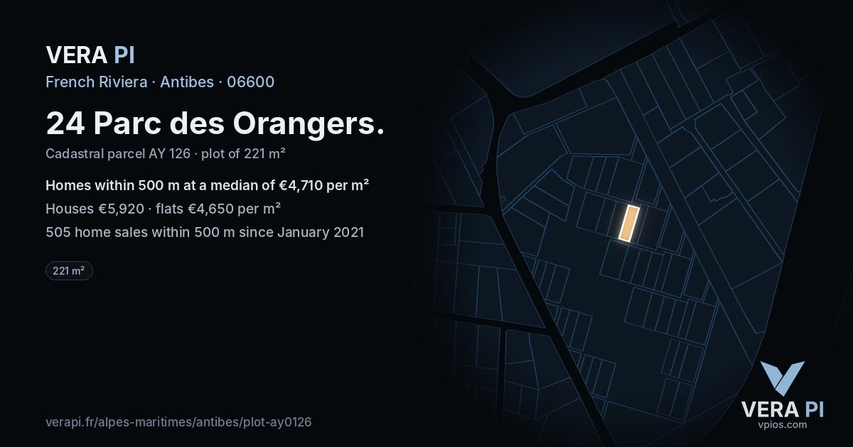 24 Parc des Orangers, Antibes at night – the plot lit, the parcels around coloured by the prices near them