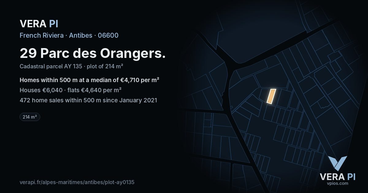 29 Parc des Orangers, Antibes at night – the plot lit, the parcels around coloured by the prices near them