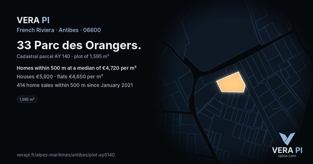 33 Parc des Orangers, Antibes at night – the plot lit, the parcels around coloured by the prices near them