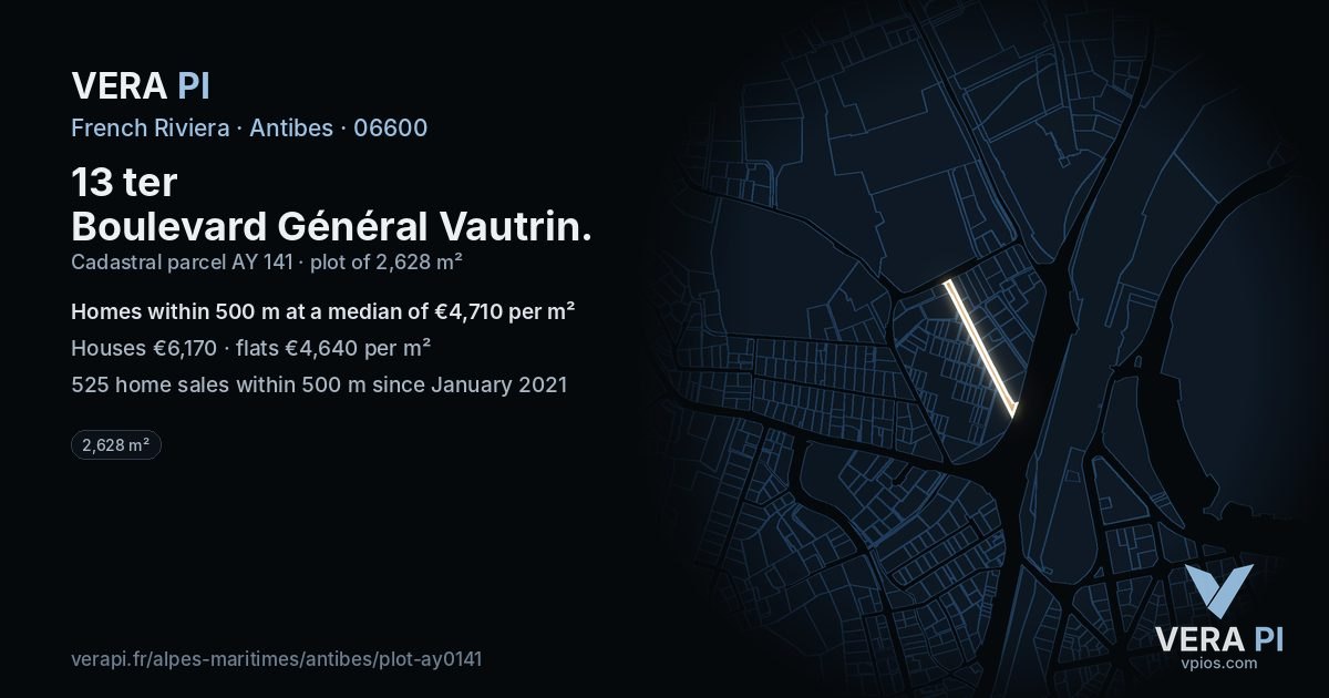 13 ter Boulevard Général Vautrin, Antibes at night – the plot lit, the parcels around coloured by the prices near them
