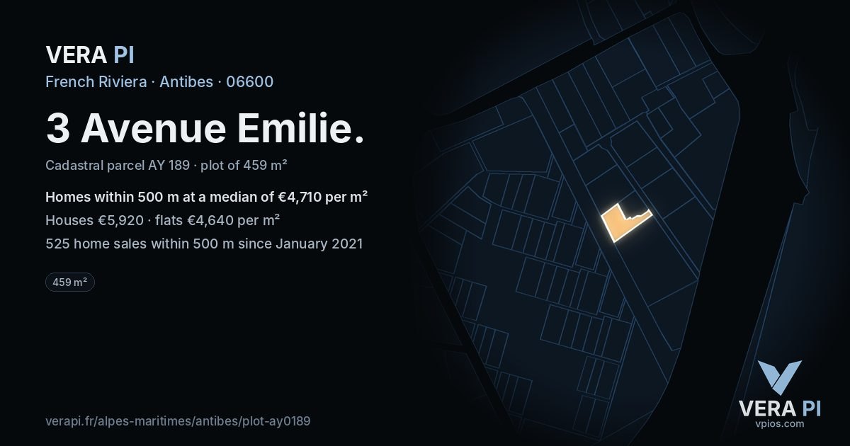 3 Avenue Emilie, Antibes at night – the plot lit, the parcels around coloured by the prices near them