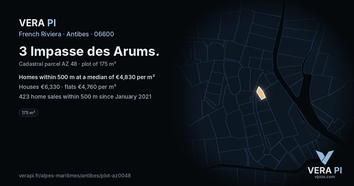 3 Impasse des Arums, Antibes at night – the plot lit, the parcels around coloured by the prices near them