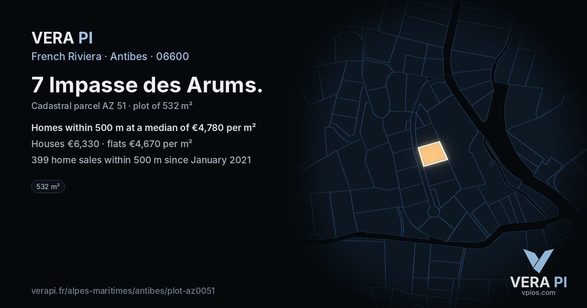 7 Impasse des Arums, Antibes at night – the plot lit, the parcels around coloured by the prices near them