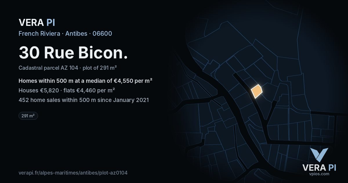 30 Rue Bicon, Antibes at night – the plot lit, the parcels around coloured by the prices near them