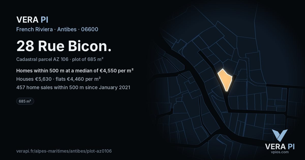 28 Rue Bicon, Antibes at night – the plot lit, the parcels around coloured by the prices near them