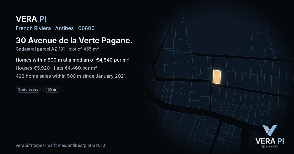 30 Avenue de la Verte Pagane, Antibes at night – the plot lit, the parcels around coloured by the prices near them