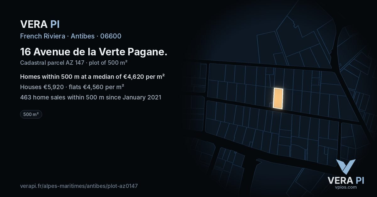 16 Avenue de la Verte Pagane, Antibes at night – the plot lit, the parcels around coloured by the prices near them