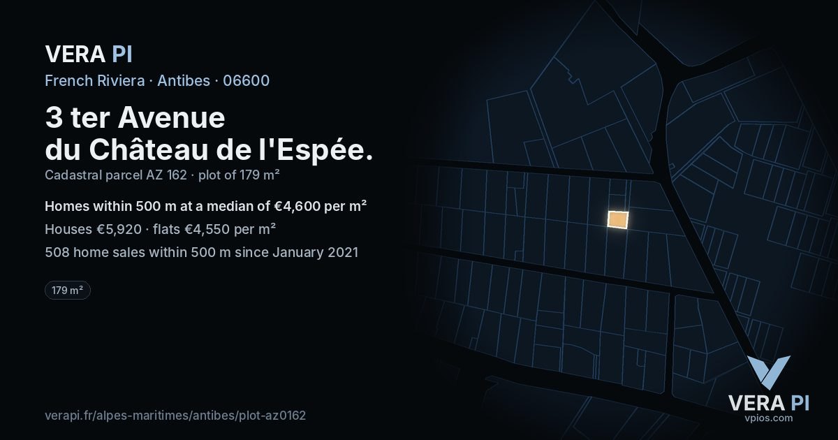 3 ter Avenue du Château de l'Espée, Antibes at night – the plot lit, the parcels around coloured by the prices near them