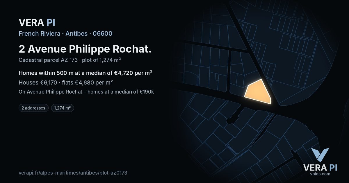 2 Avenue Philippe Rochat, Antibes at night – the plot lit, the parcels around coloured by the prices near them