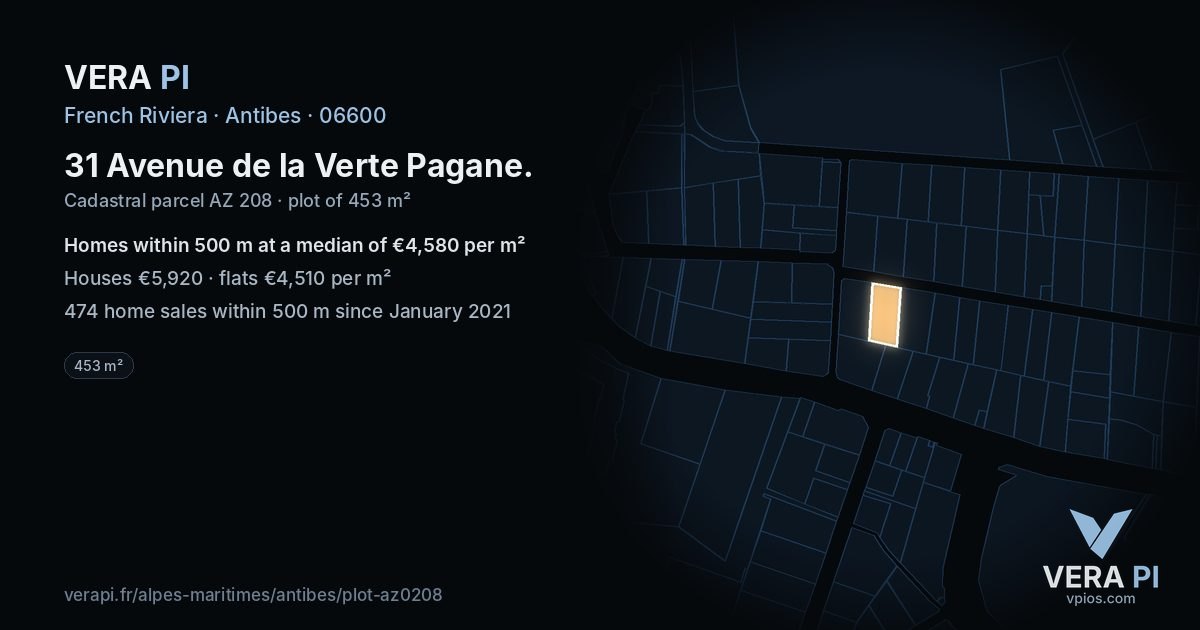31 Avenue de la Verte Pagane, Antibes at night – the plot lit, the parcels around coloured by the prices near them