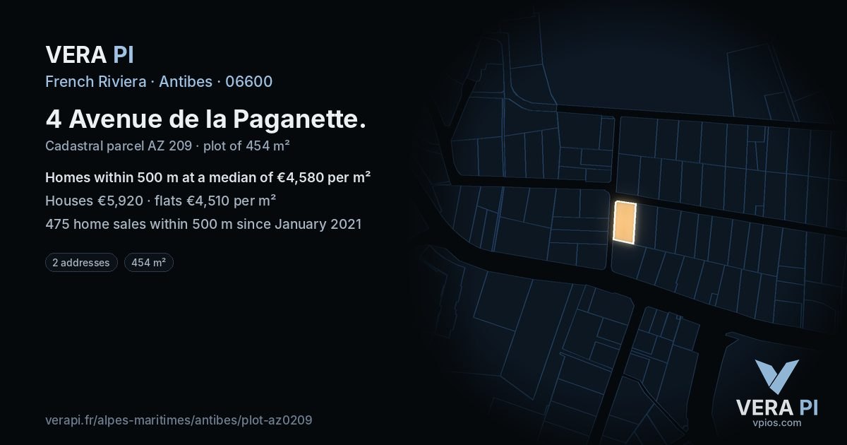 4 Avenue de la Paganette, Antibes at night – the plot lit, the parcels around coloured by the prices near them